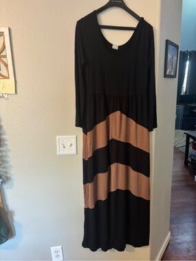J Mode USA Chevron Maxi Dress 3XL Plus Black Tan Stripe Long Sleeve Made in USA